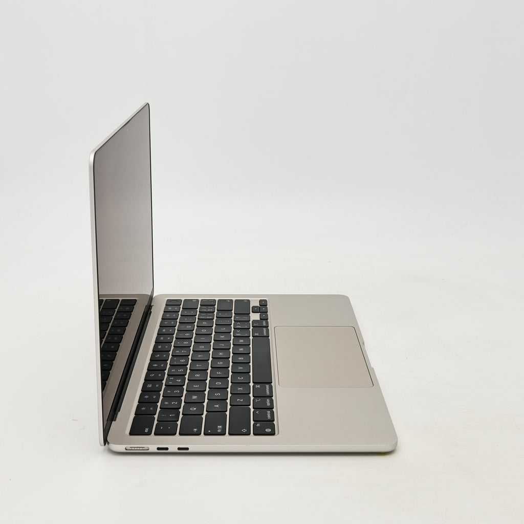 95新 Apple MacBook Air 22年 13寸 M2（8+10核） 8G RAM 512G SSD 星光色