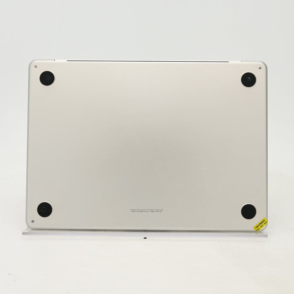 95新 Apple MacBook Air 22年 13寸 M2（8+10核） 8G RAM 512G SSD 星光色