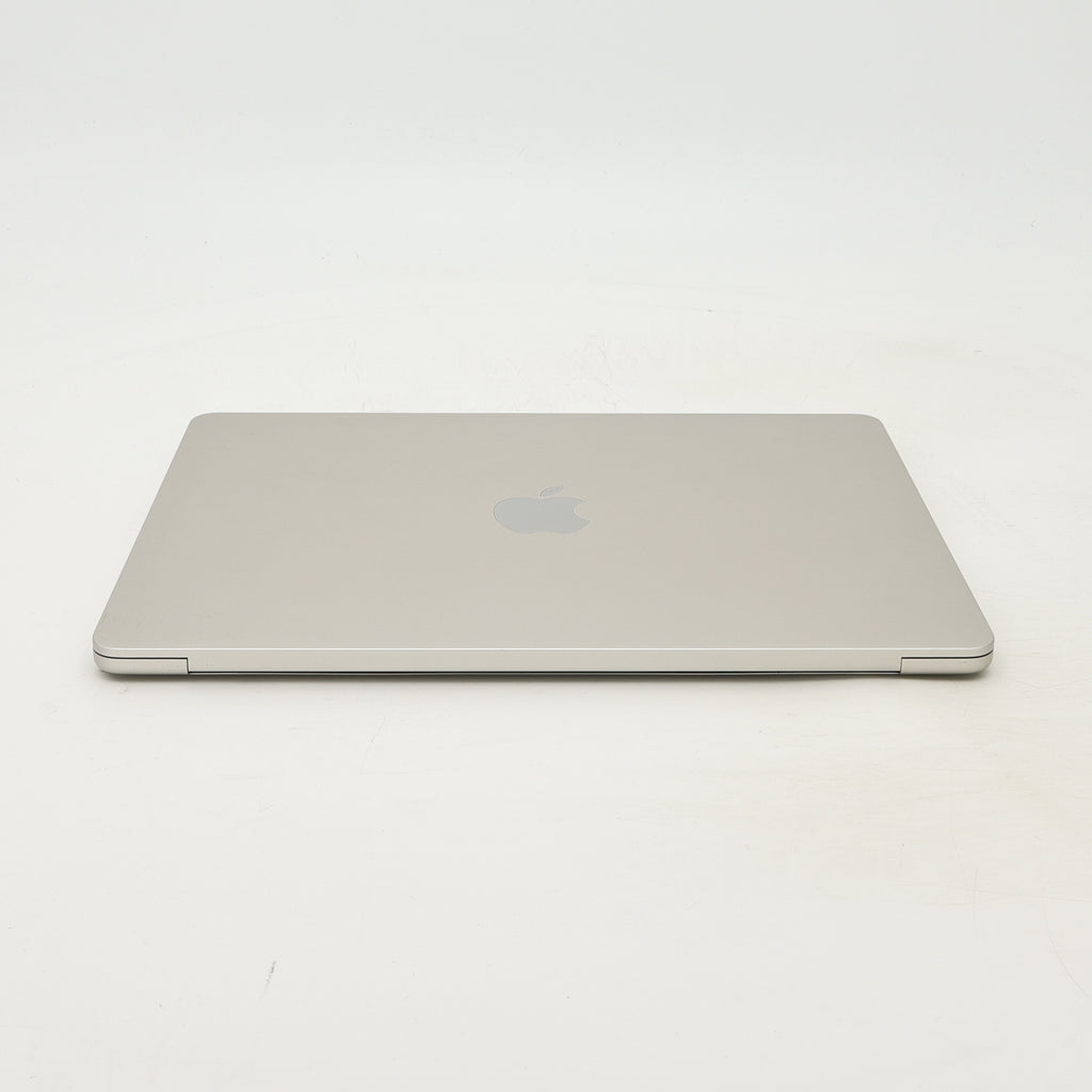 95新 Apple MacBook Air 22年 13寸 M2（8+10核） 8G RAM 512G SSD 星光色