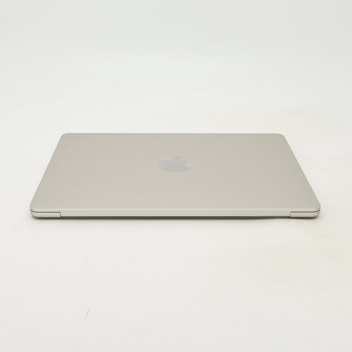95新 Apple MacBook Air 22年 13寸 M2（8+10核） 8G RAM 512G SSD 星光色