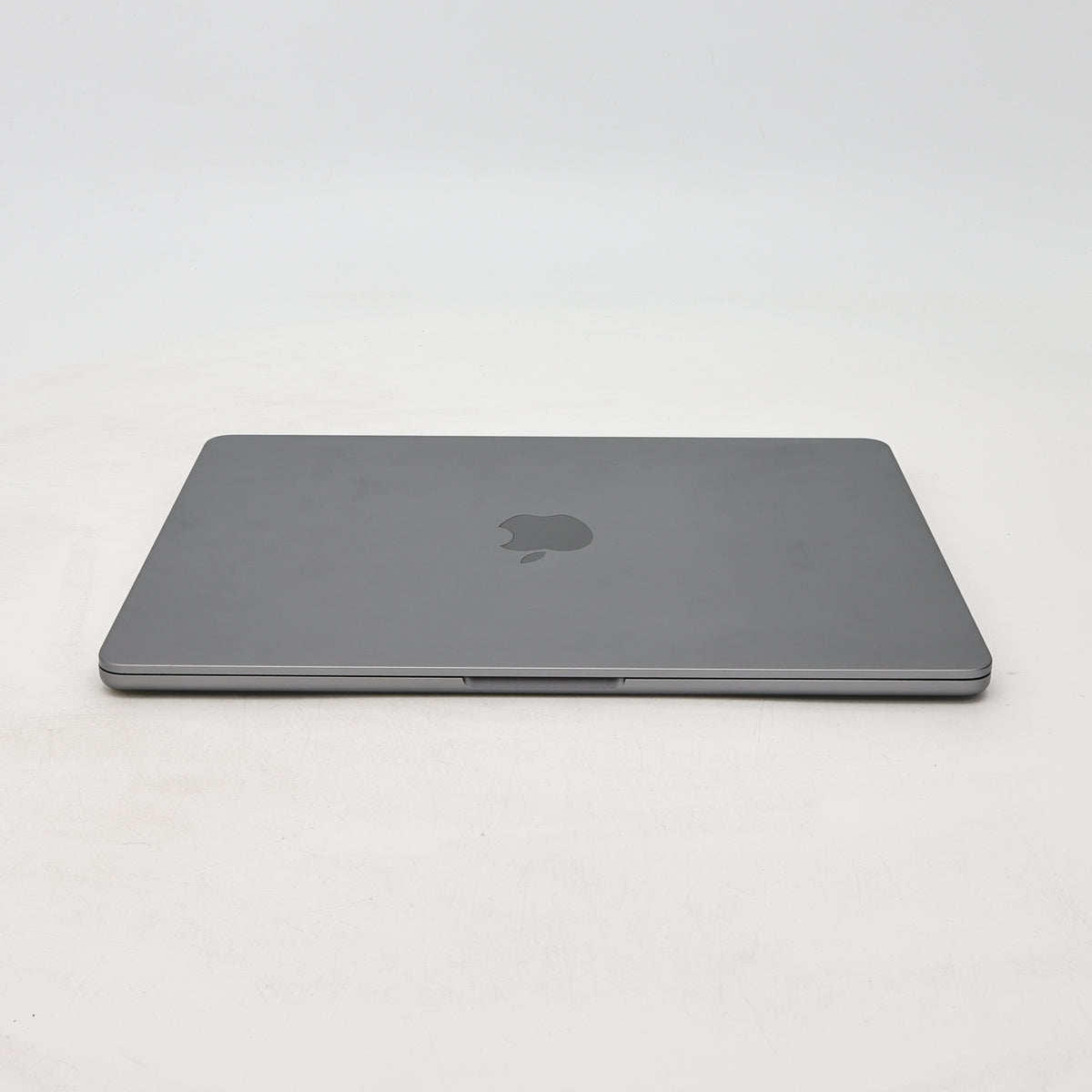 95新 Apple MacBook Air 22年 13寸 M2（8+10核） 16G RAM 256G SSD 深空灰色