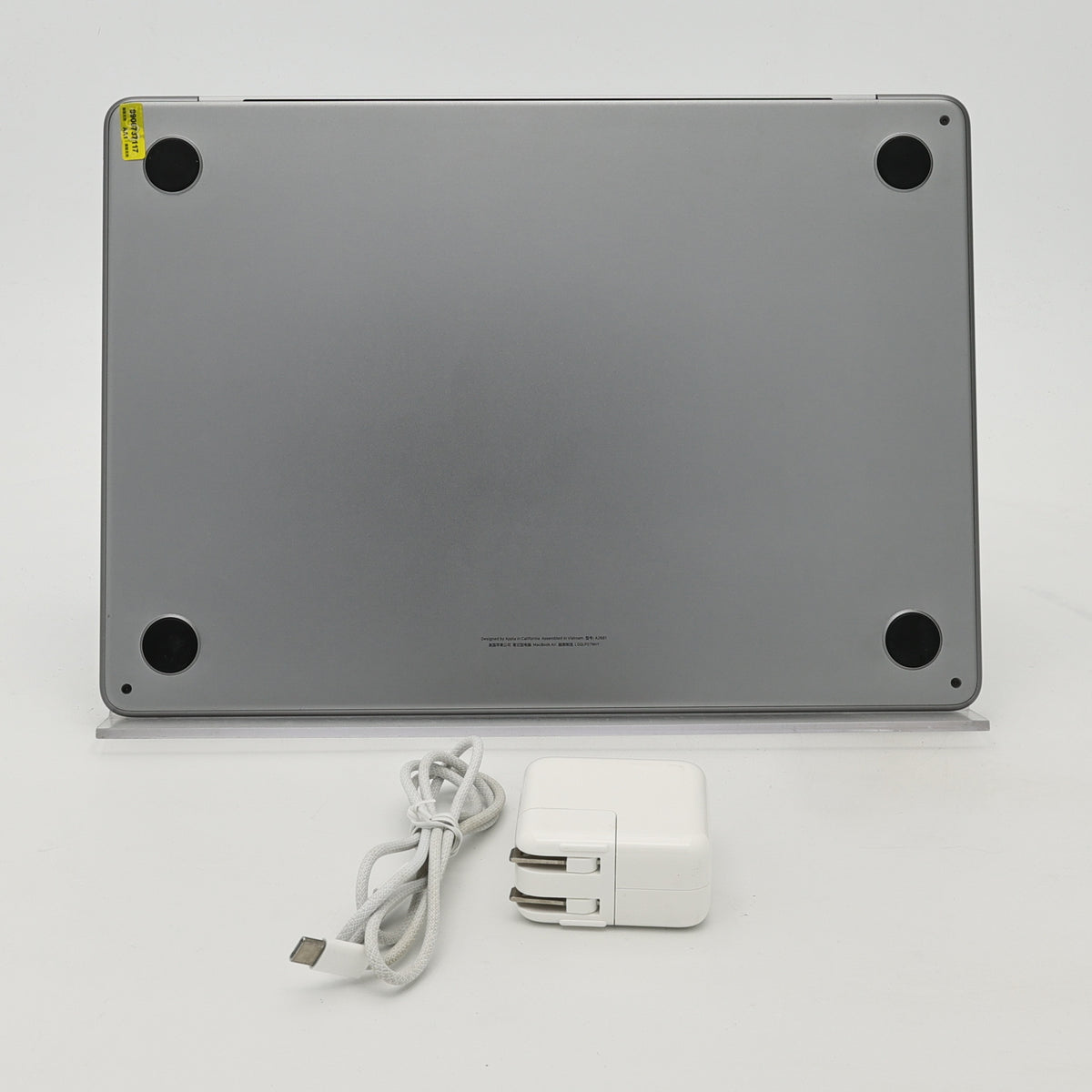 95新 Apple MacBook Air 22年 13寸 M2（8+8核） 8G RAM 256G SSD 深空灰色