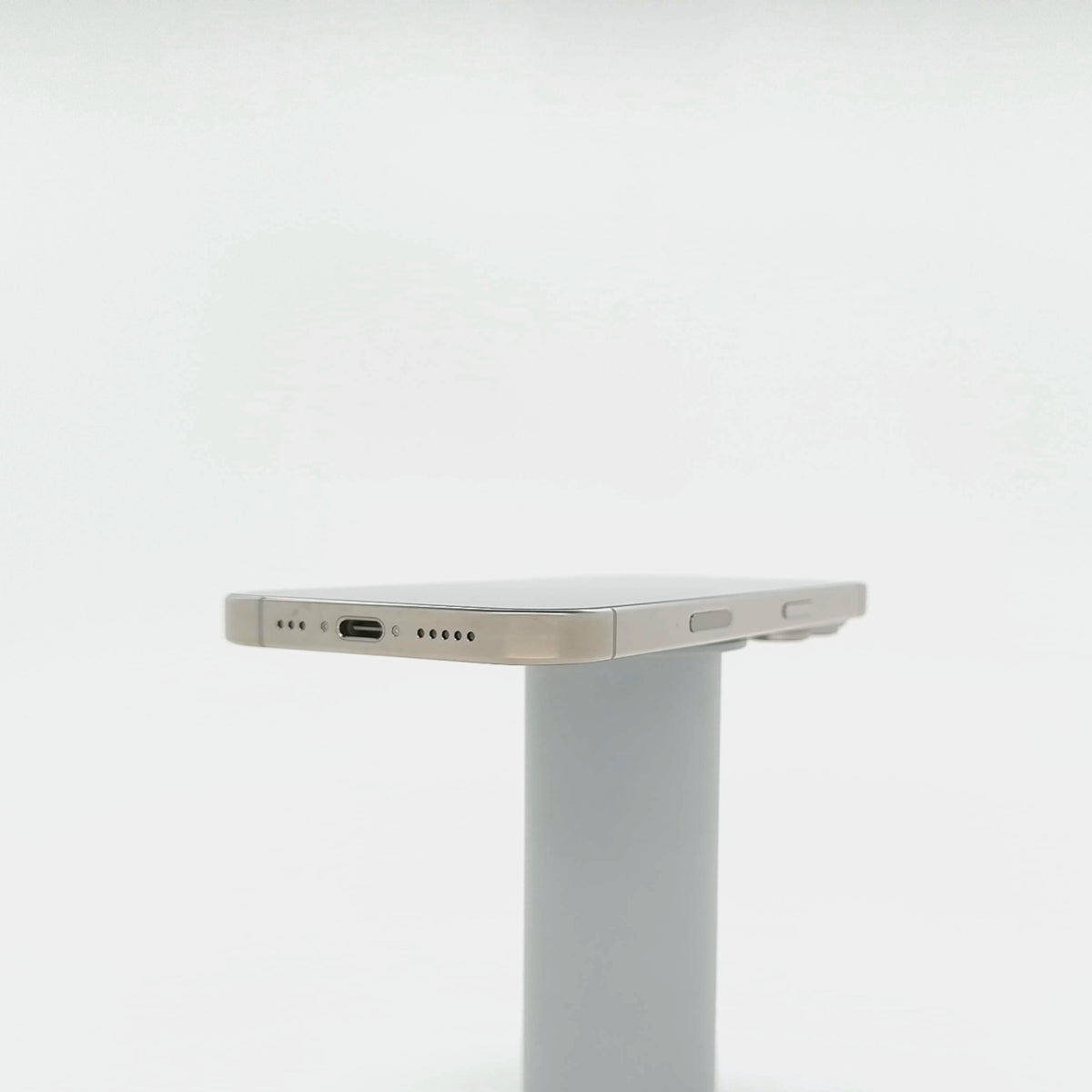 99新 Apple iPhone 16 Pro 128G 原色鈦金屬 中國大陸版