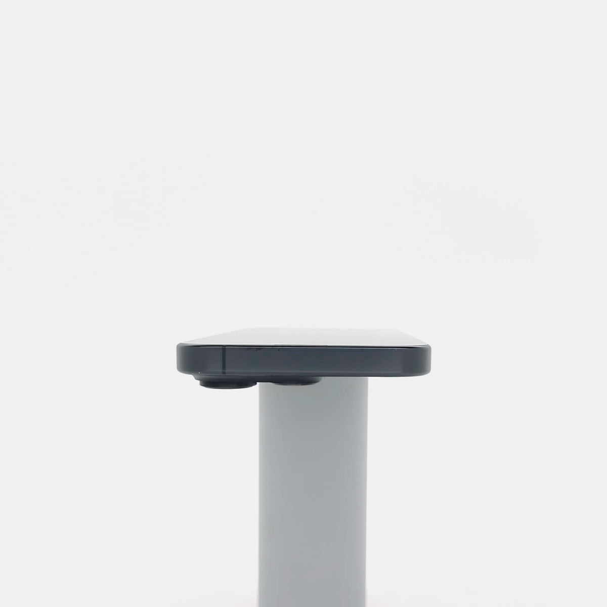 95新 Apple iPhone 16 Pro 128G 黑色鈦金屬 中國大陸版