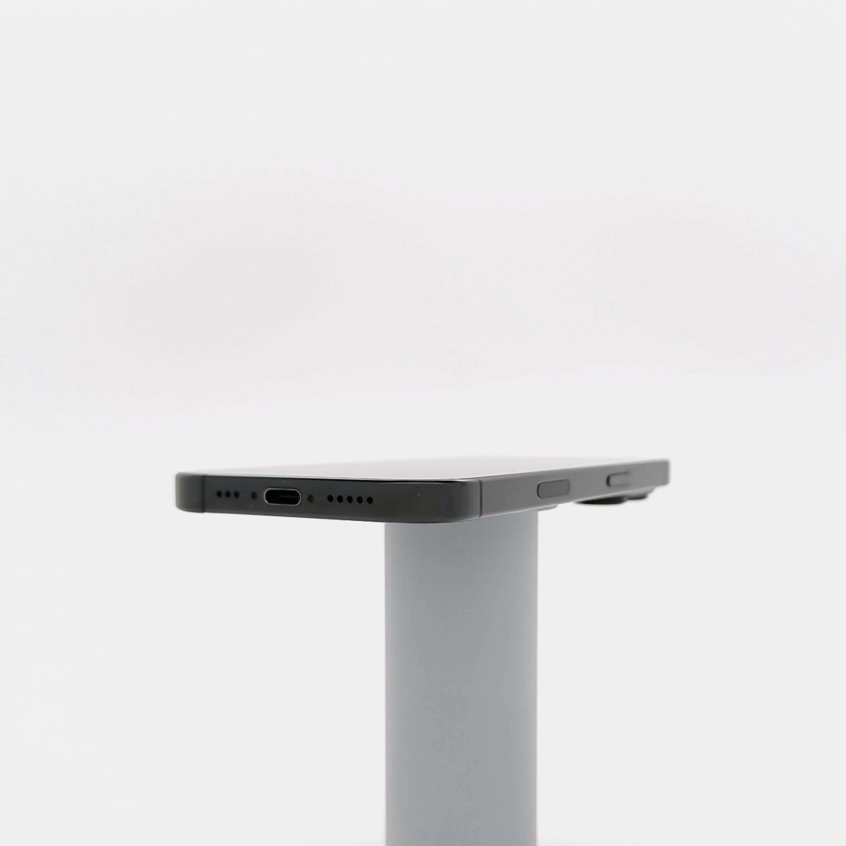 95新 Apple iPhone 16 Pro 128G 黑色鈦金屬 中國大陸版