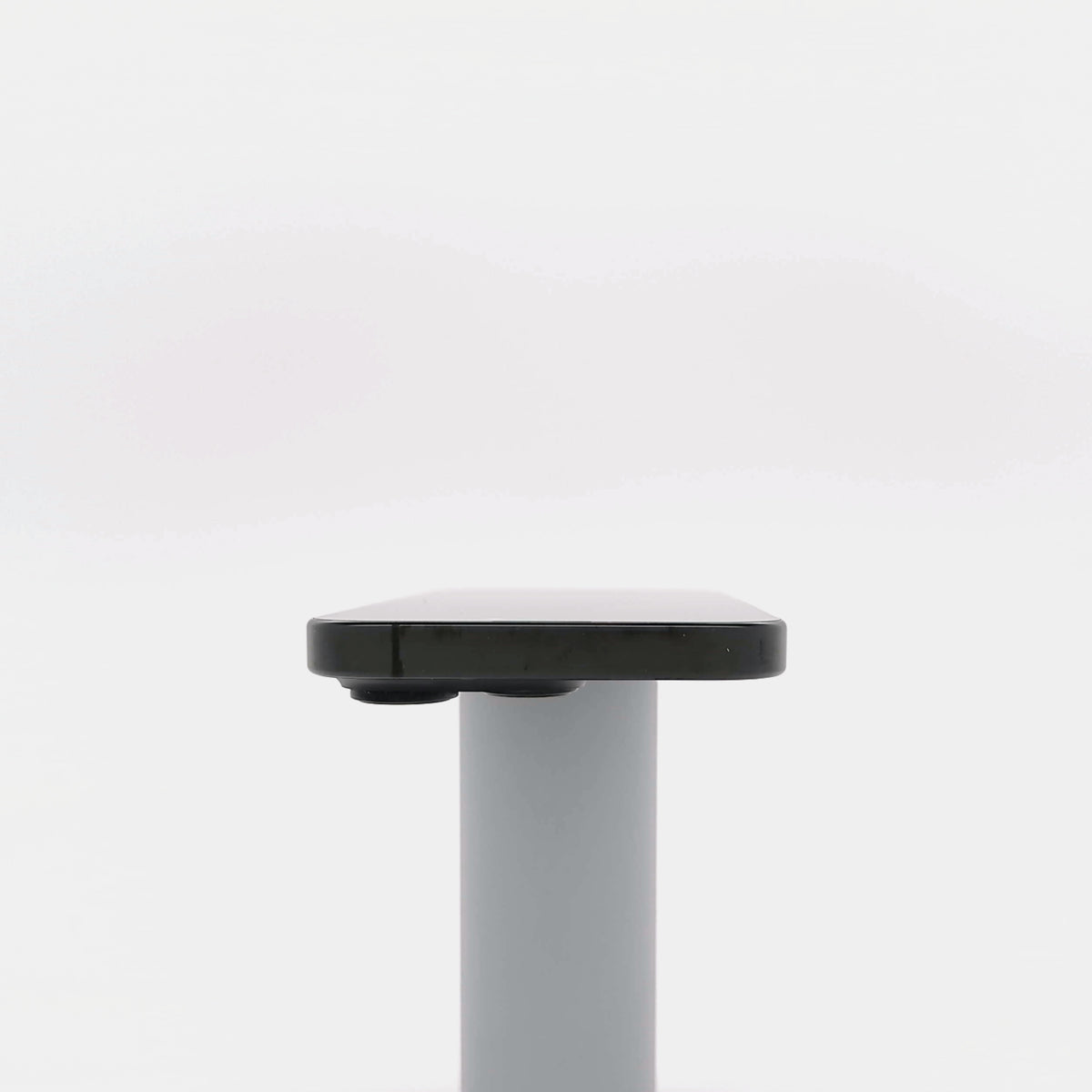 95新 Apple iPhone 16 Pro 128G 黑色鈦金屬 中國大陸版
