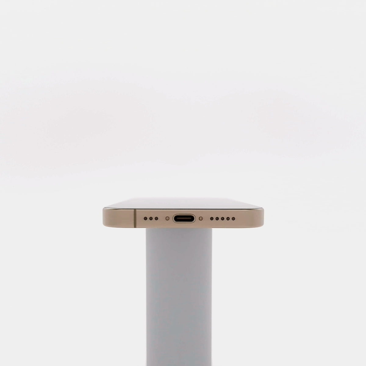 95新 Apple iPhone 16 Pro 128G 沙漠色鈦金屬 中國大陸版