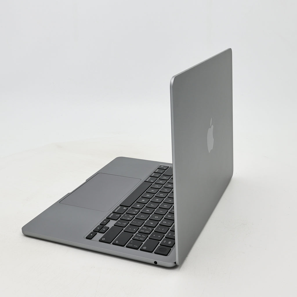 95新 Apple MacBook Air 22年 13寸 M2（8+8核） 8G RAM 256G SSD 深空灰色