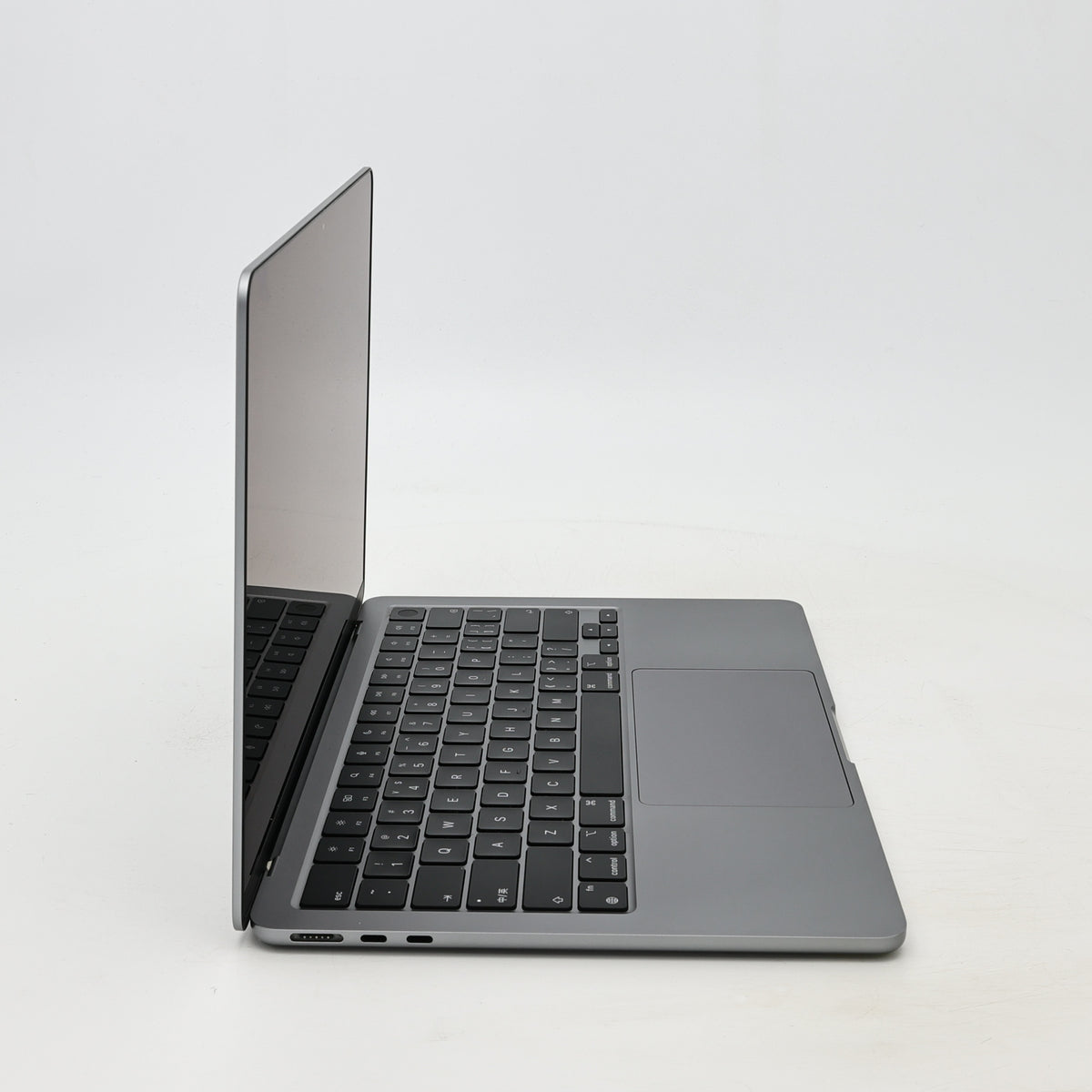 95新 Apple MacBook Air 22年 13寸 M2（8+8核） 8G RAM 256G SSD 深空灰色