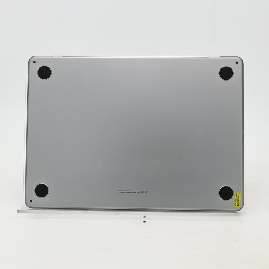 95新 Apple MacBook Air 22年 13寸 M2（8+8核） 8G RAM 256G SSD 深空灰色