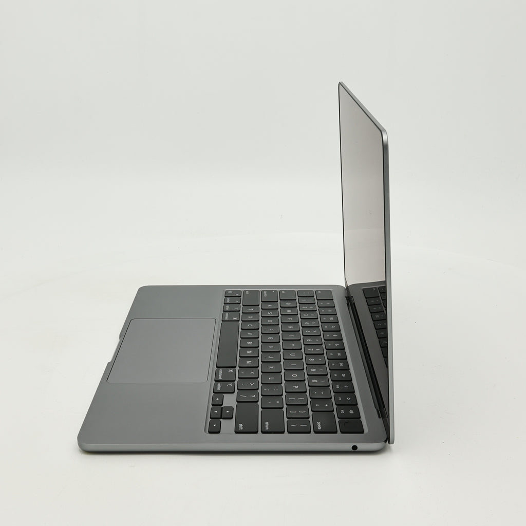 95新 Apple MacBook Air 22年 13寸 M2（8+8核） 8G RAM 256G SSD 深空灰色