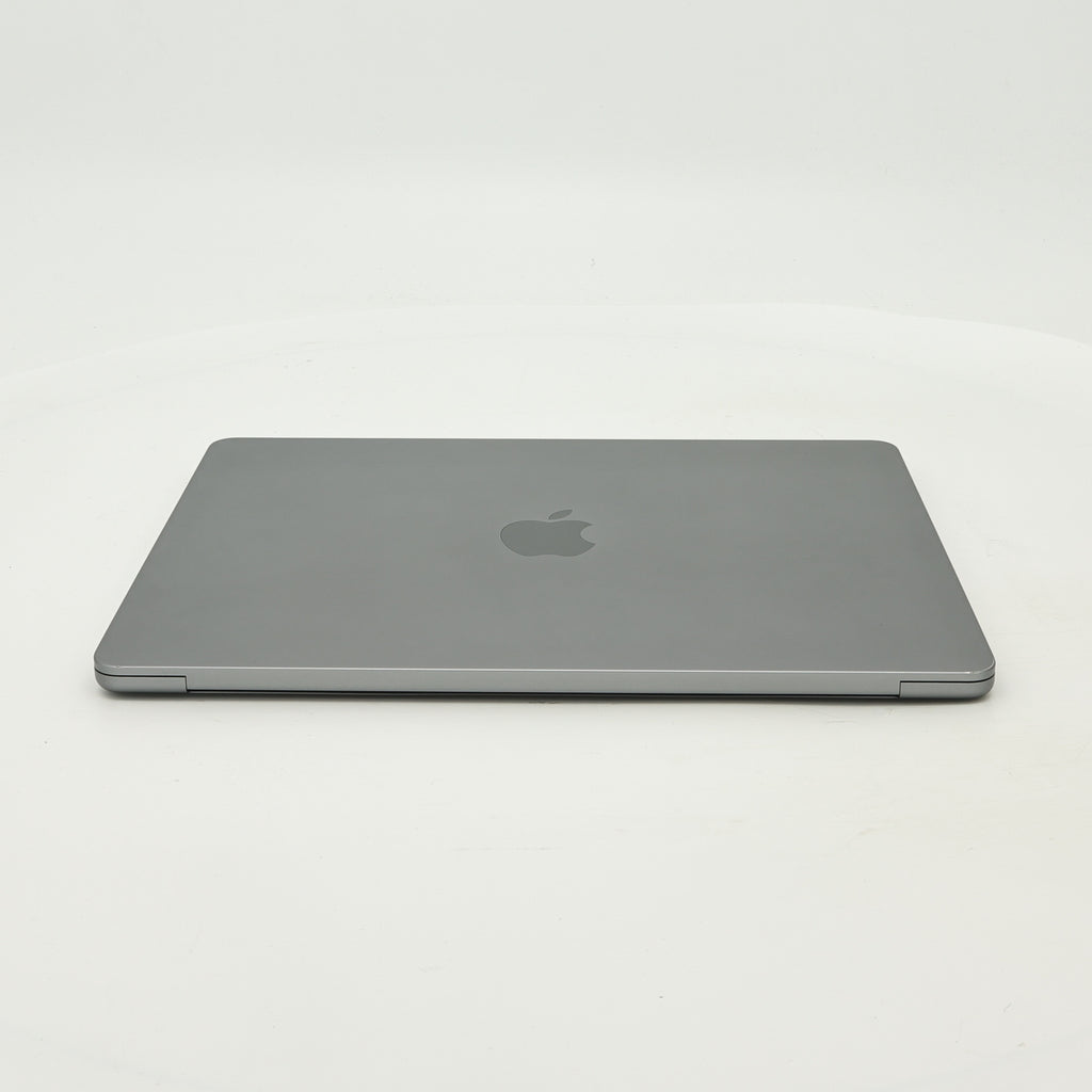 95新 Apple MacBook Air 22年 13寸 M2（8+8核） 8G RAM 256G SSD 深空灰色