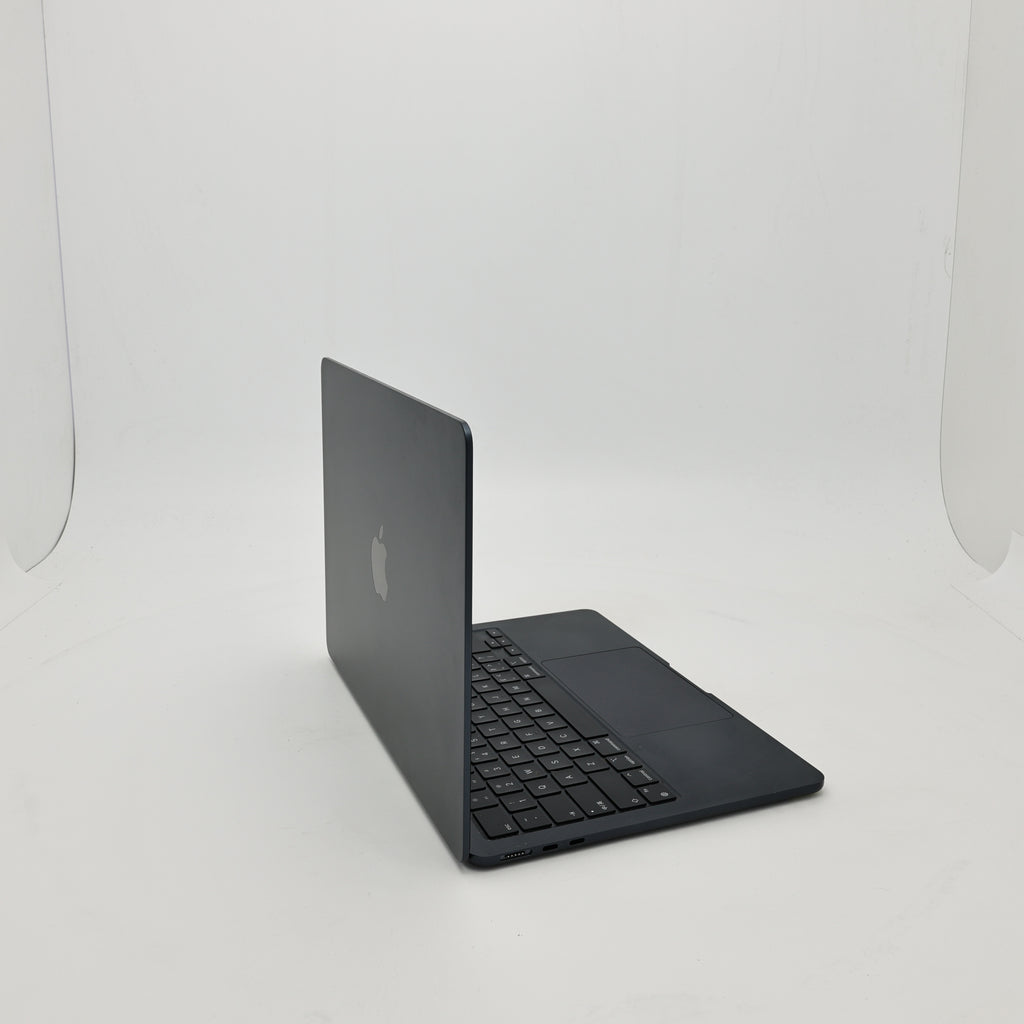 95新 Apple MacBook Air 22年 13寸 M2（8+8核） 8G RAM 256G SSD 午夜色