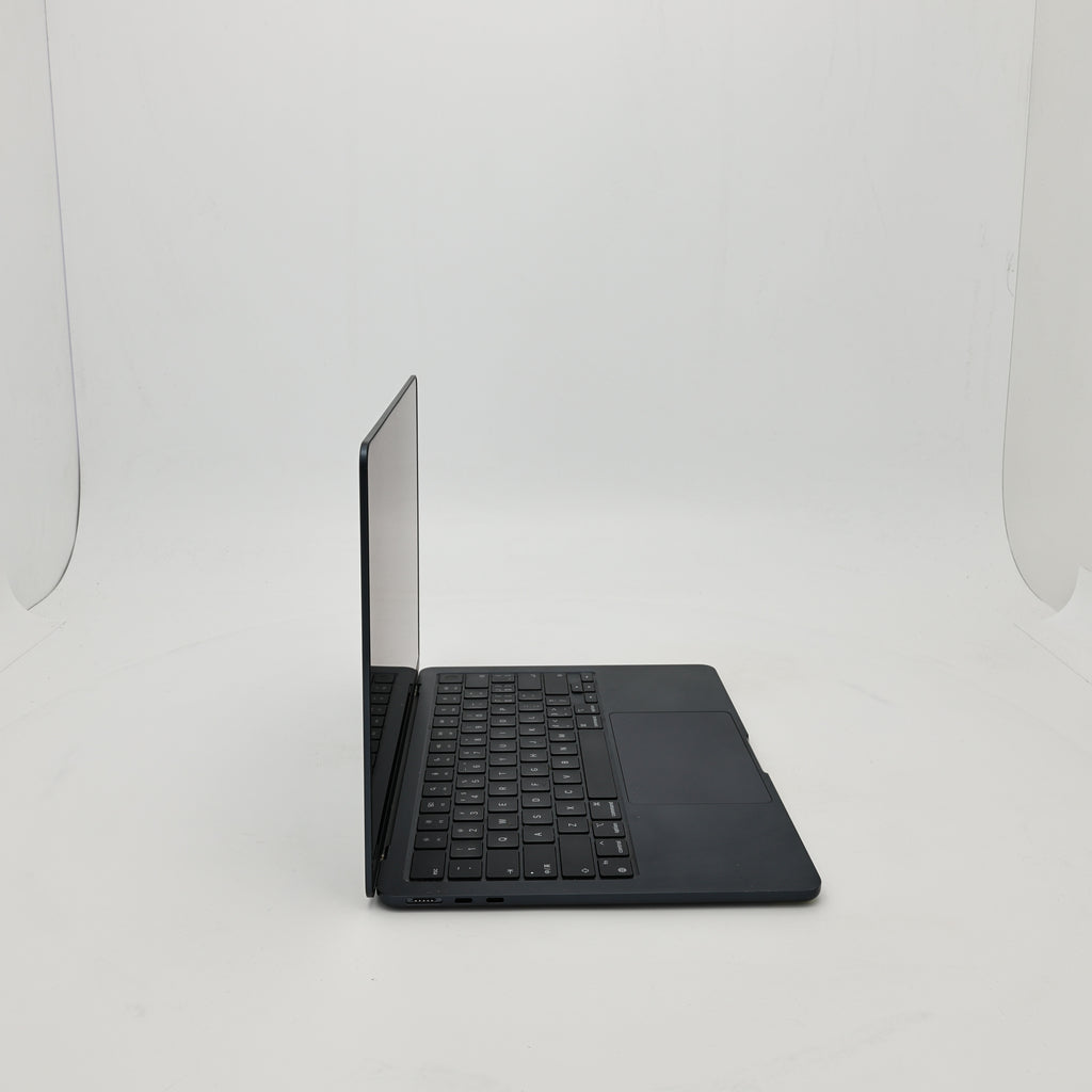 95新 Apple MacBook Air 22年 13寸 M2（8+8核） 8G RAM 256G SSD 午夜色