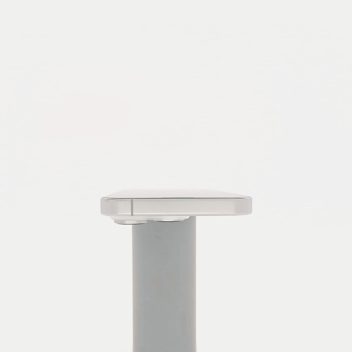 95新 Apple iPhone 16 Pro 128G 白色鈦金屬 中國大陸版