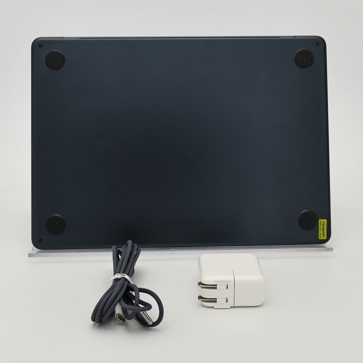 95新 Apple MacBook Air 22年 13寸 M2（8+8核） 8G RAM 256G SSD 午夜色