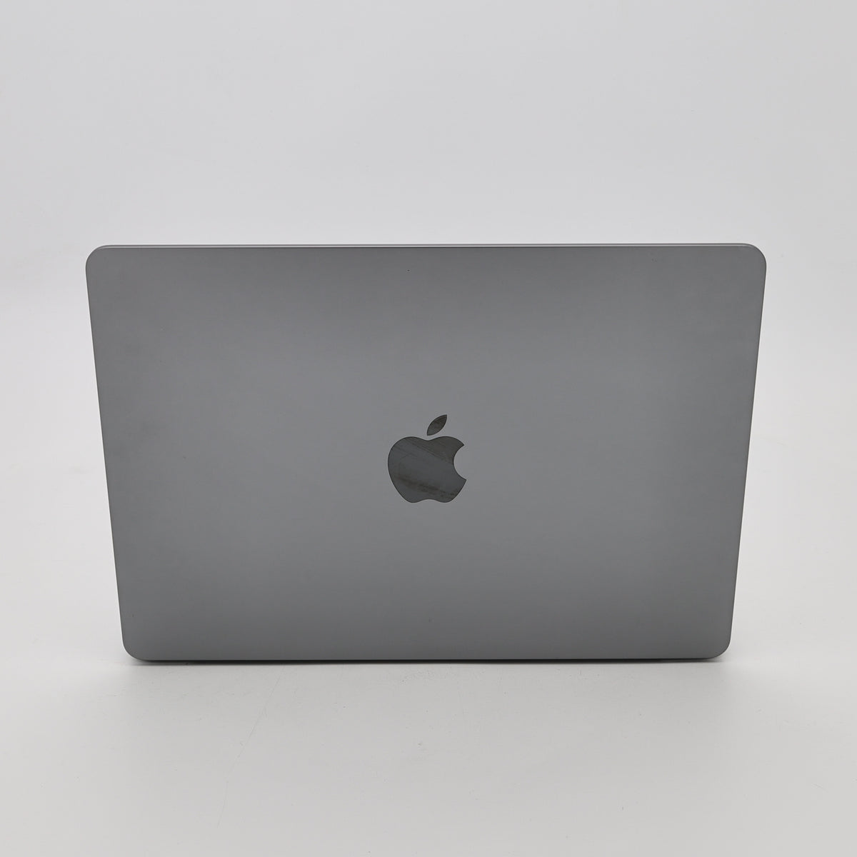 99新 Apple MacBook Air 22年 13寸 M2（8+8核） 8G RAM 256G SSD 深空灰色