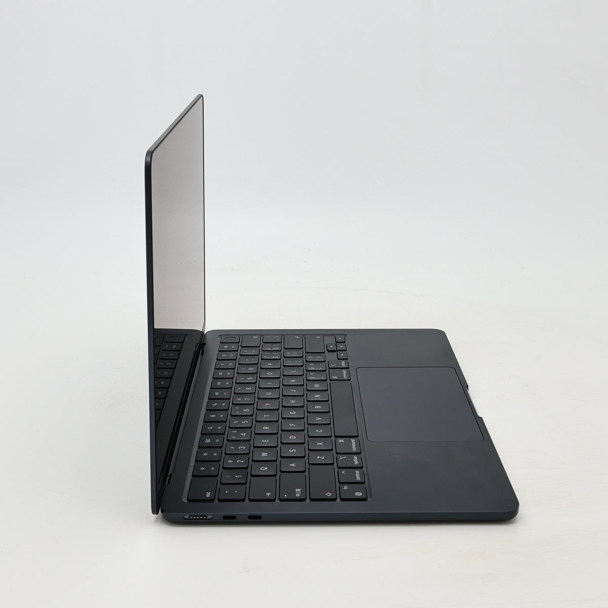 95新 Apple MacBook Air 22年 13寸 M2（8+8核） 8G RAM 256G SSD 午夜色