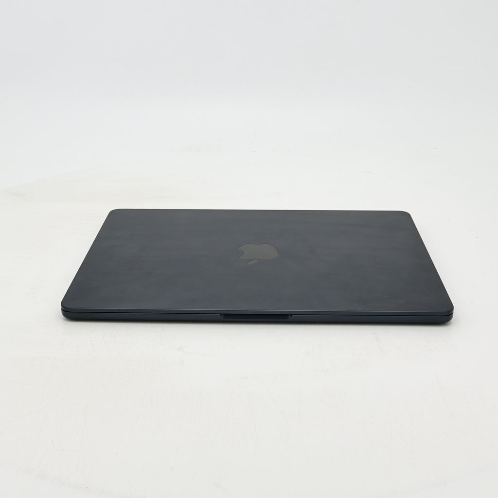 95新 Apple MacBook Air 22年 13寸 M2（8+8核） 8G RAM 256G SSD 午夜色