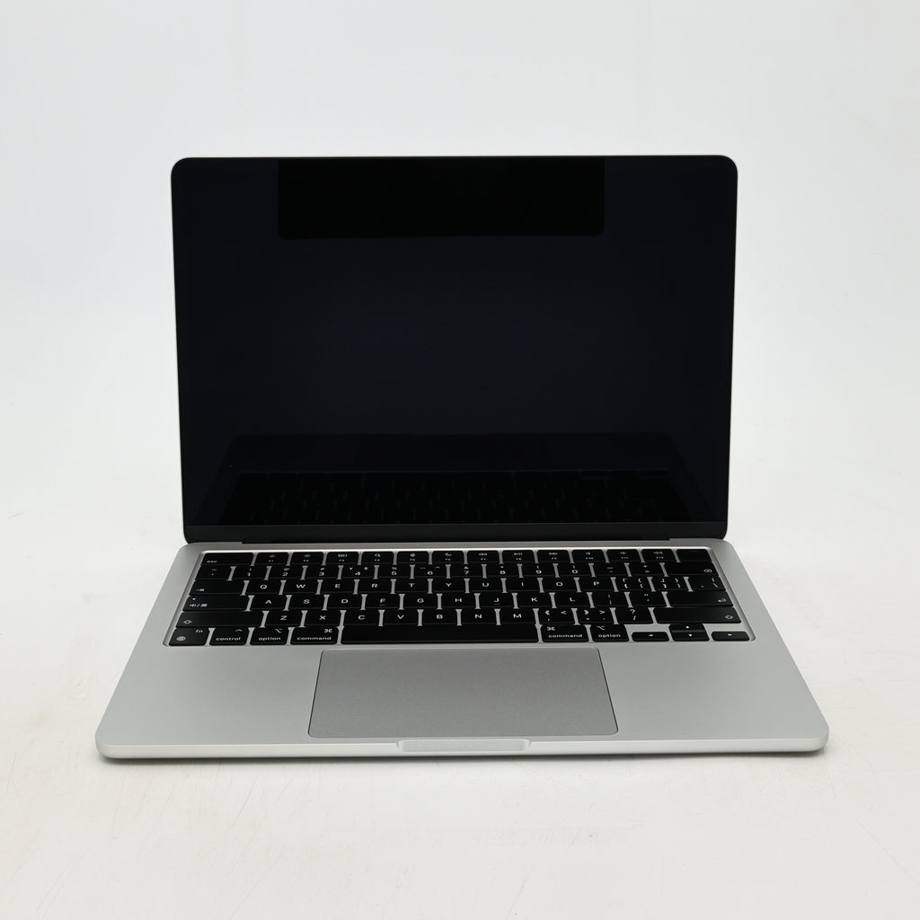 95新 Apple MacBook Air 22年 13寸 M2（8+10核） 8G RAM 512G SSD 銀色