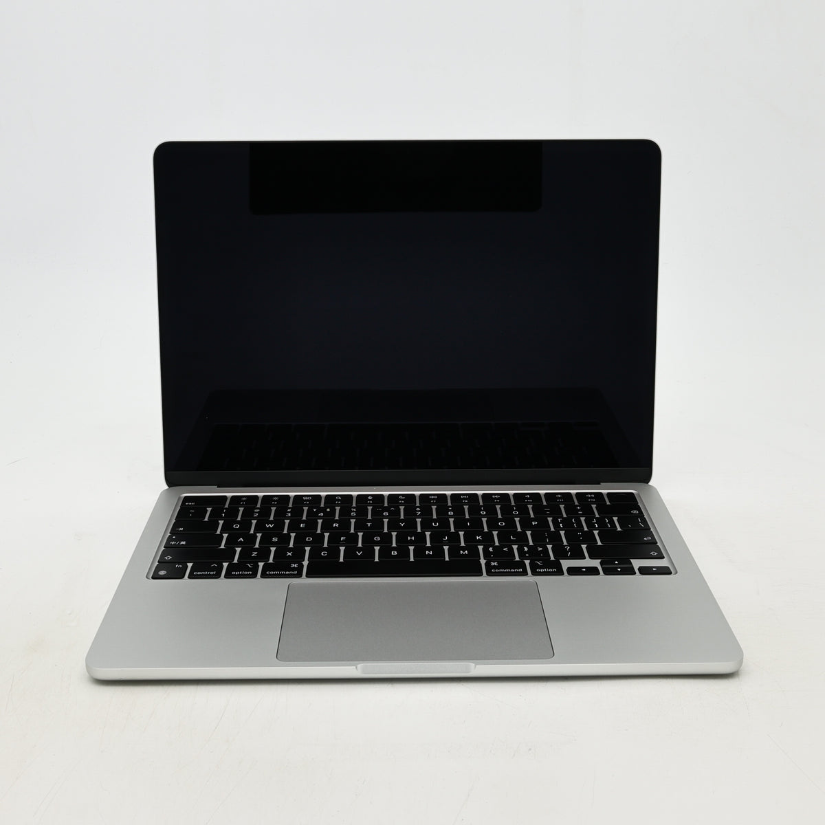 95新 Apple MacBook Air 22年 13寸 M2（8+10核） 8G RAM 512G SSD 銀色