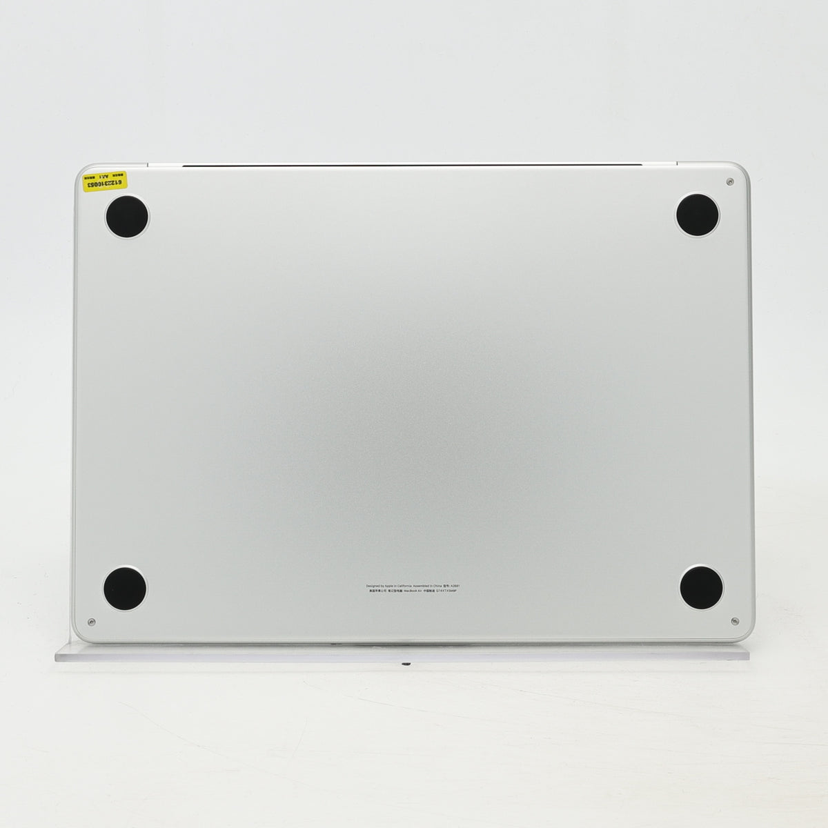 95新 Apple MacBook Air 22年 13寸 M2（8+10核） 8G RAM 512G SSD 銀色