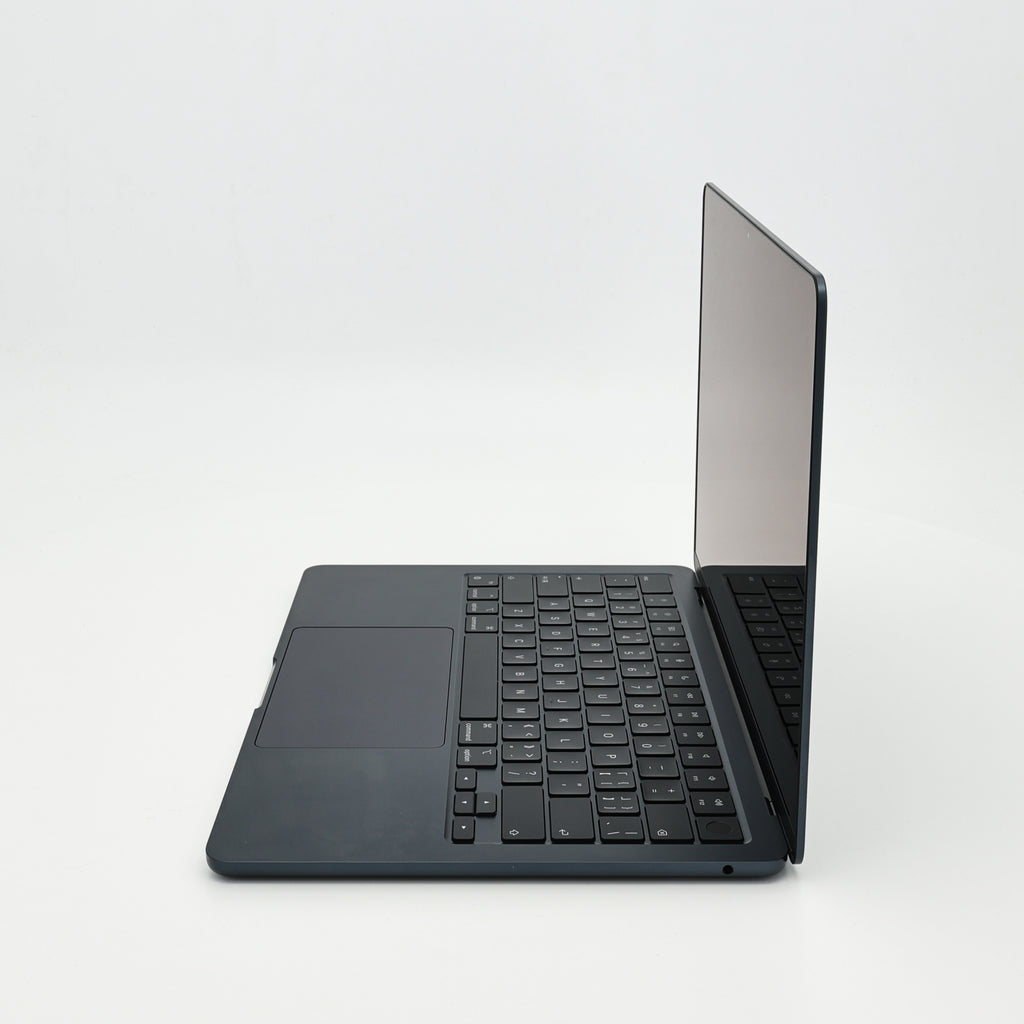 99新 Apple MacBook Air 24年 13寸 M3（8+8核） 8G RAM 256G SSD 午夜色