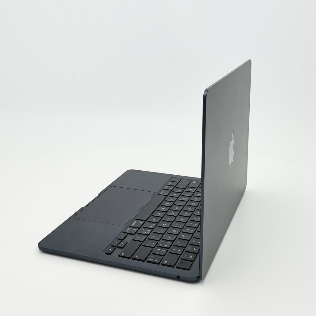 99新 Apple MacBook Air 24年 13寸 M3（8+8核） 8G RAM 256G SSD 午夜色