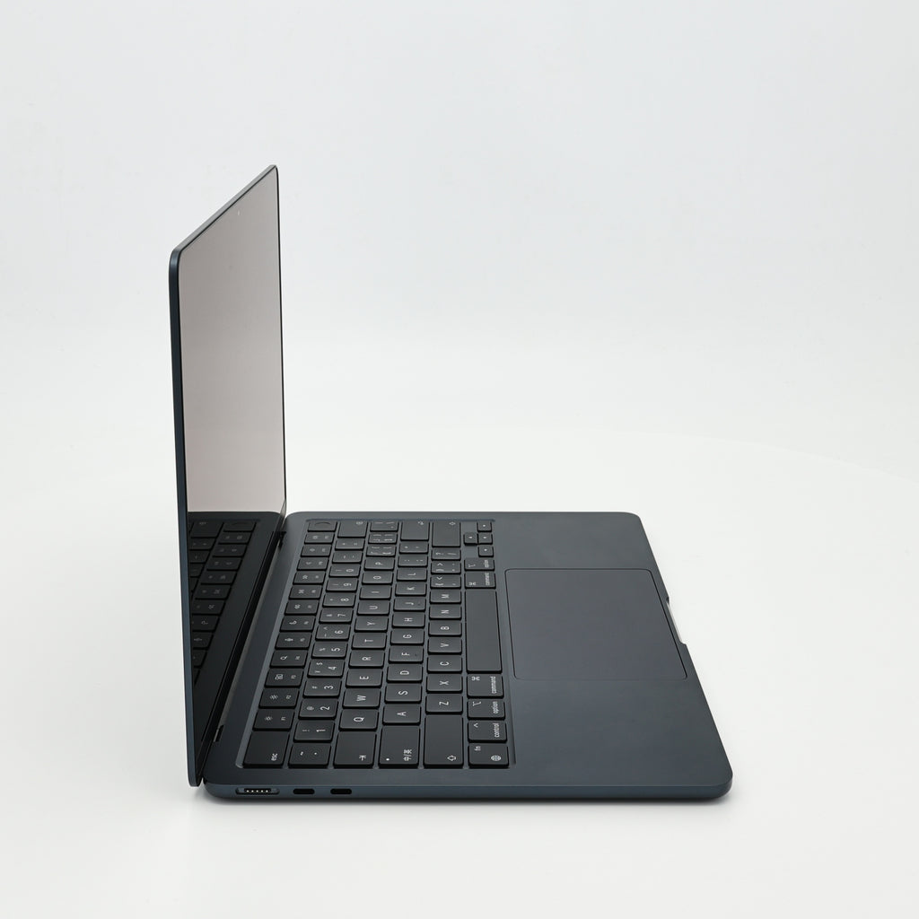 99新 Apple MacBook Air 24年 13寸 M3（8+8核） 8G RAM 256G SSD 午夜色