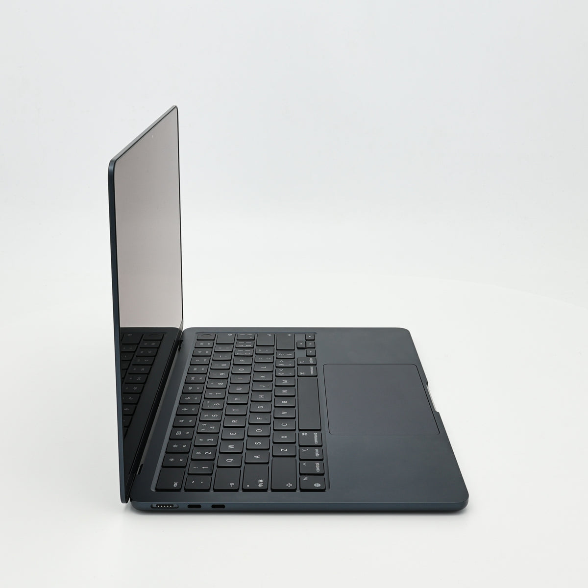 99新 Apple MacBook Air 24年 13寸 M3（8+8核） 8G RAM 256G SSD 午夜色