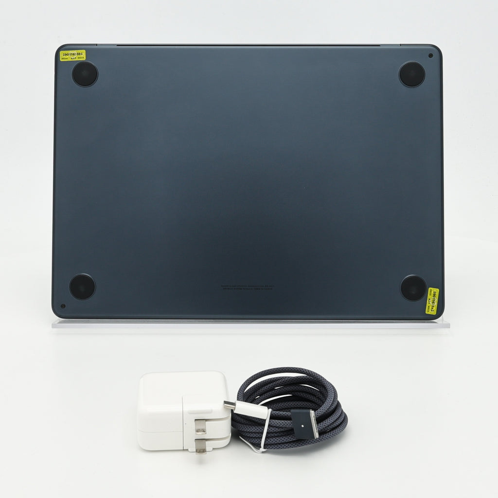 99新 Apple MacBook Air 24年 13寸 M3（8+8核） 8G RAM 256G SSD 午夜色