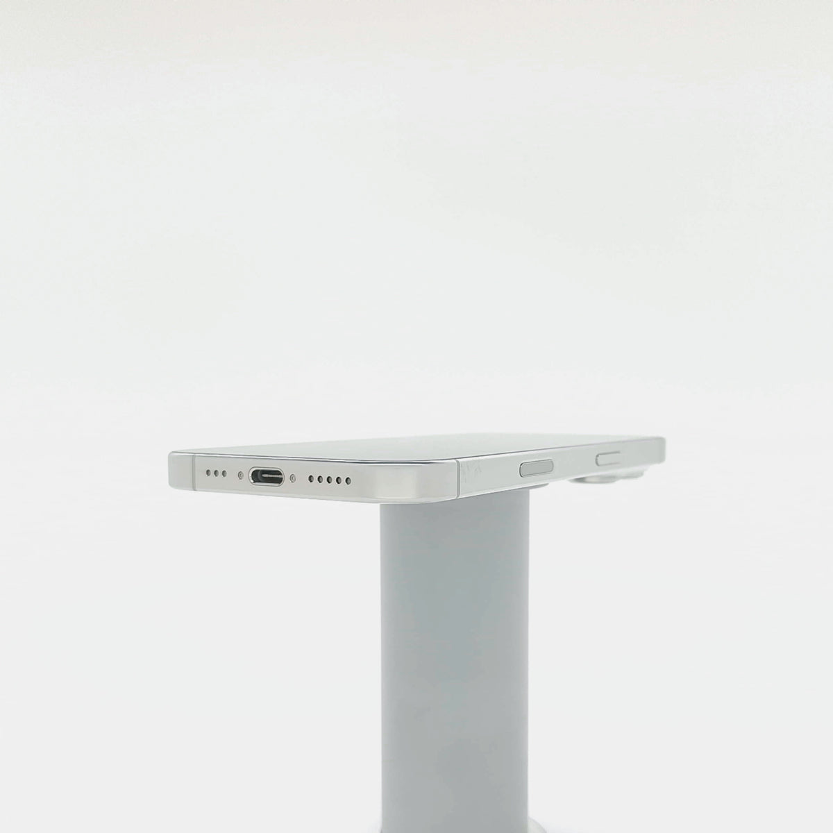 95新 Apple iPhone 16 Pro 128G 白色鈦金屬 中國大陸版
