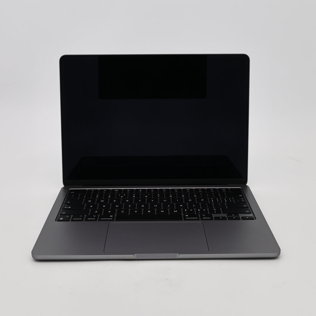 95新 Apple MacBook Air 22年 13寸 M2（8+10核） 8G RAM 512G SSD 深空灰色