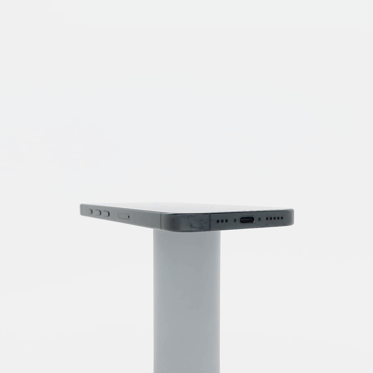 95新 Apple iPhone 16 Pro 128G 黑色鈦金屬 中國大陸版