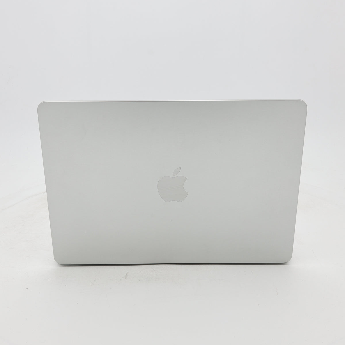 95新 Apple MacBook Air 22年 13寸 M2（8+8核） 8G RAM 256G SSD 銀色