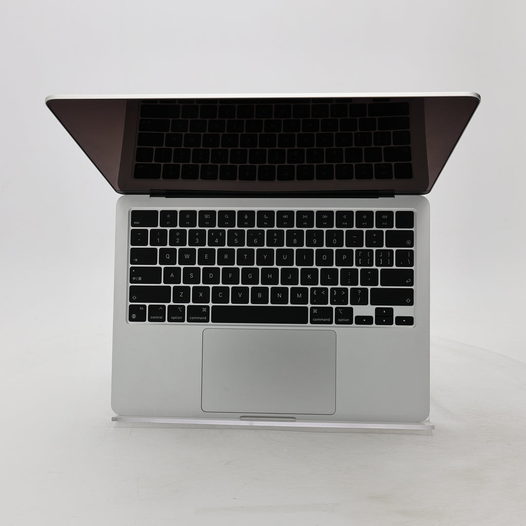 95新 Apple MacBook Air 22年 13寸 M2（8+8核） 8G RAM 256G SSD 銀色