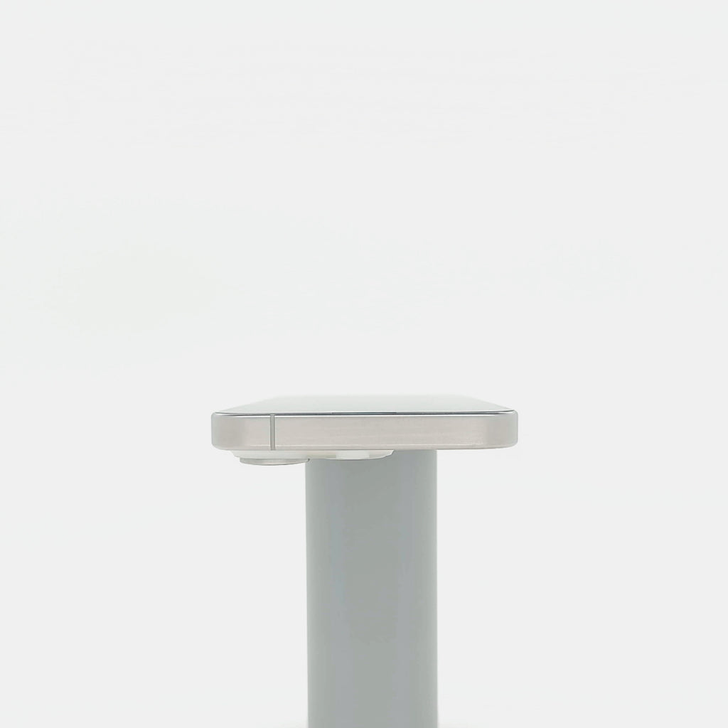 95新 Apple iPhone 15 Pro 256G 白色鈦金屬 中國大陸版