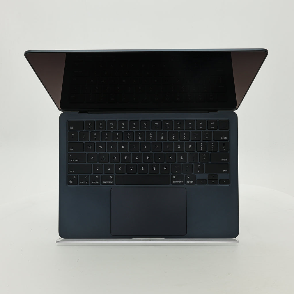 95新 Apple MacBook Air 22年 13寸 M2（8+8核） 8G RAM 256G SSD 午夜色
