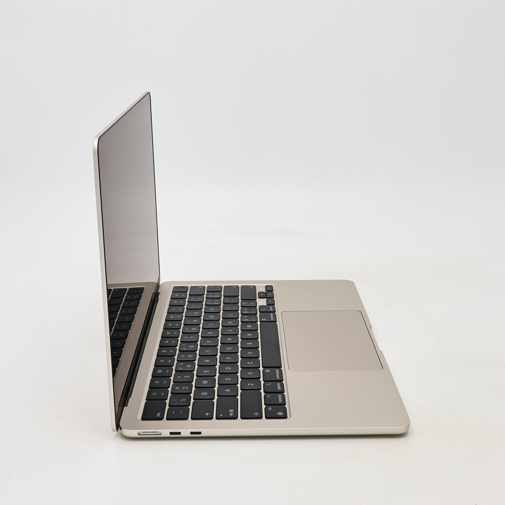 95新 Apple MacBook Air 22年 13寸 M2（8+8核） 8G RAM 256G SSD 星光色