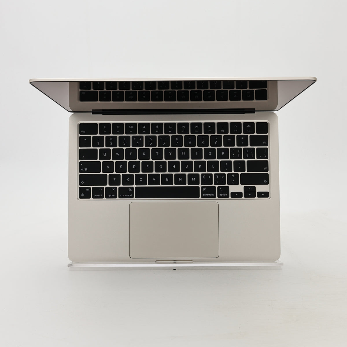 95新 Apple MacBook Air 22年 13寸 M2（8+8核） 8G RAM 256G SSD 星光色