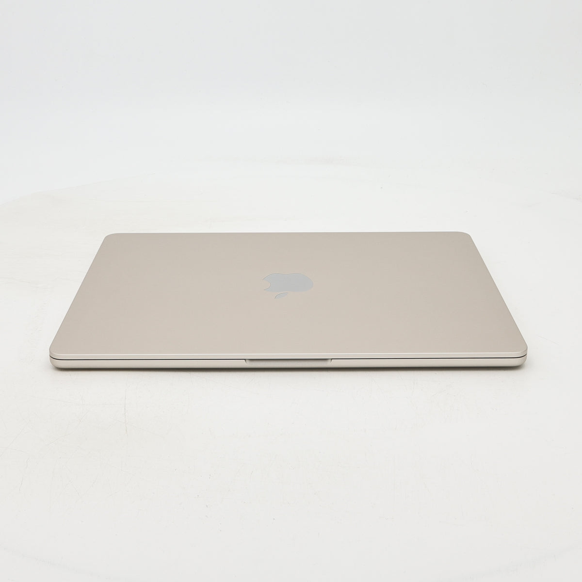 95新 Apple MacBook Air 22年 13寸 M2（8+8核） 8G RAM 256G SSD 星光色