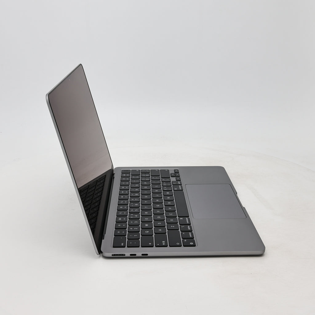95新 Apple MacBook Air 22年 13寸 M2（8+10核） 8G RAM 512G SSD 深空灰色