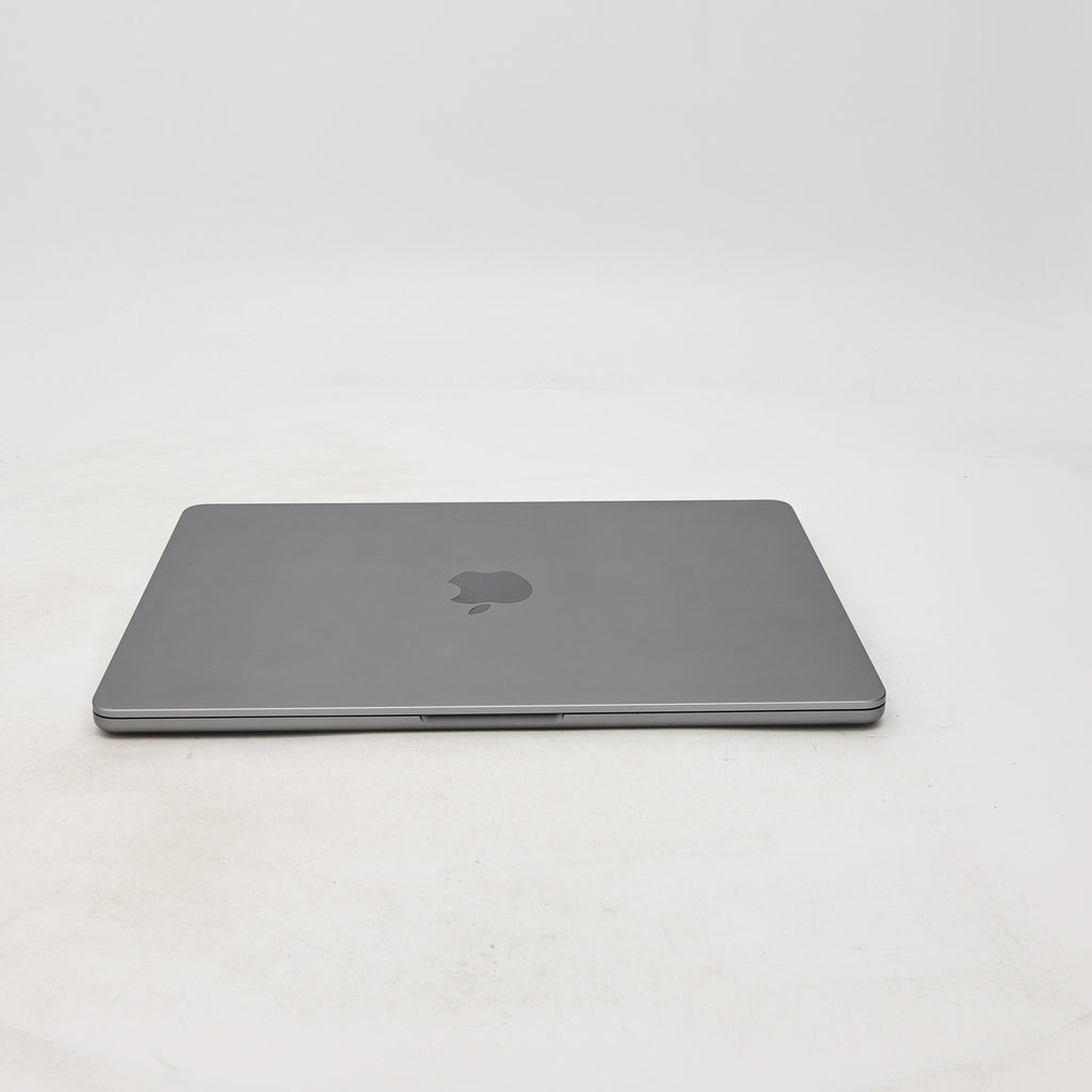 95新 Apple MacBook Air 22年 13寸 M2（8+10核） 8G RAM 512G SSD 深空灰色