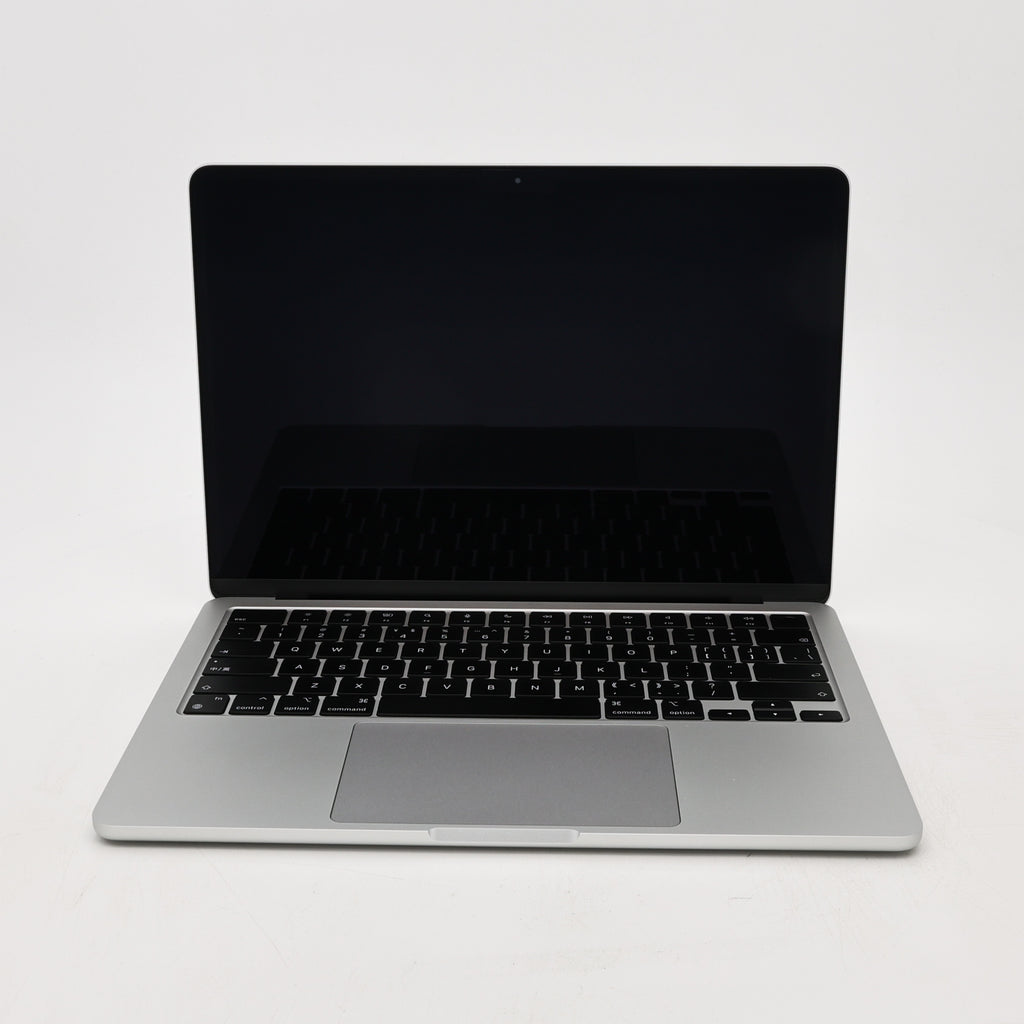 95新 Apple MacBook Air 22年 13寸 M2（8+8核） 8G RAM 256G SSD 銀色
