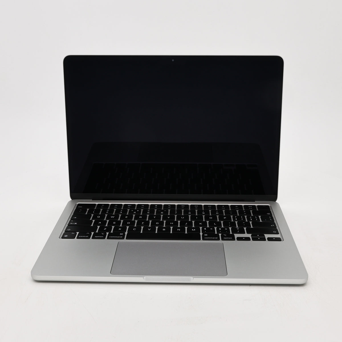 95新 Apple MacBook Air 22年 13寸 M2（8+8核） 8G RAM 256G SSD 銀色