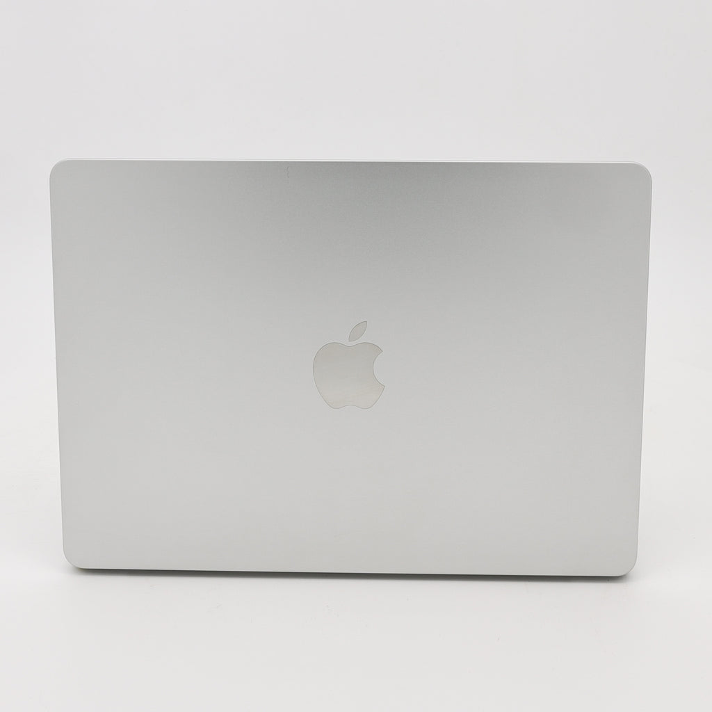 95新 Apple MacBook Air 22年 13寸 M2（8+8核） 8G RAM 256G SSD 銀色