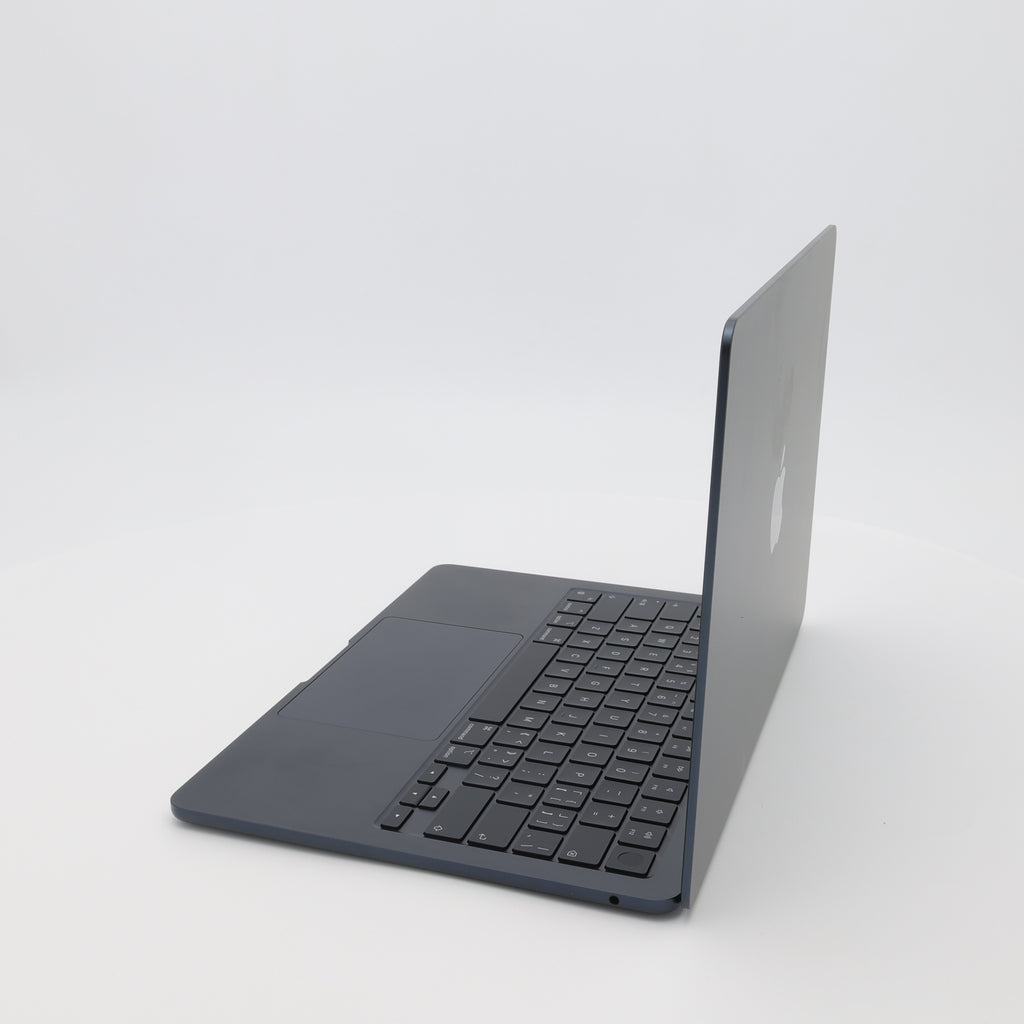 99新 Apple MacBook Air 22年 13寸 M2（8+8核） 8G RAM 256G SSD 午夜色
