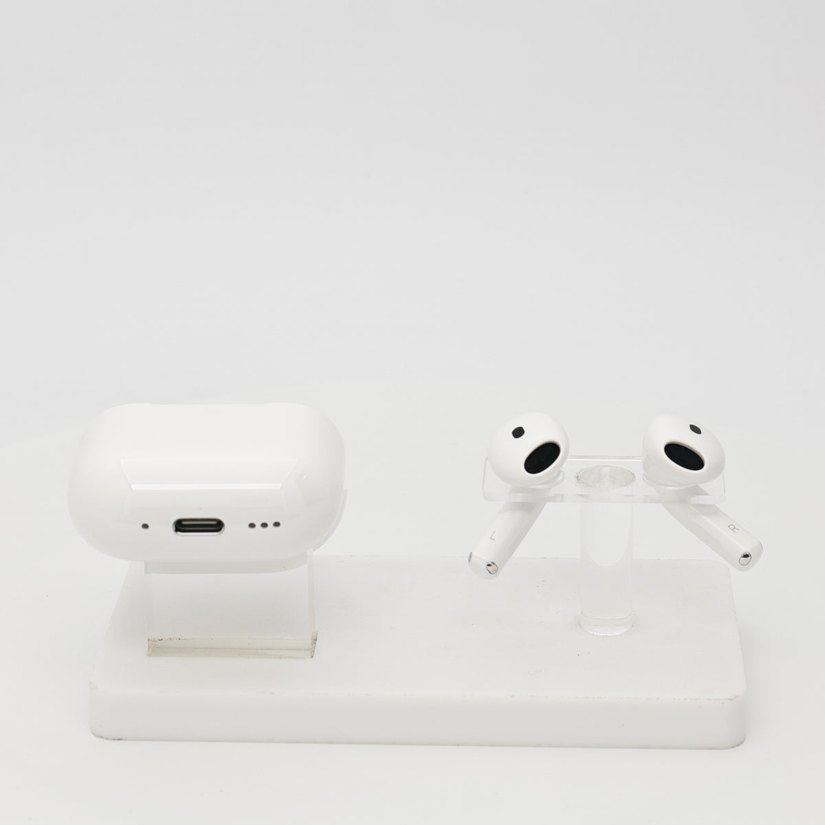 99新 Apple AirPods 5 白色