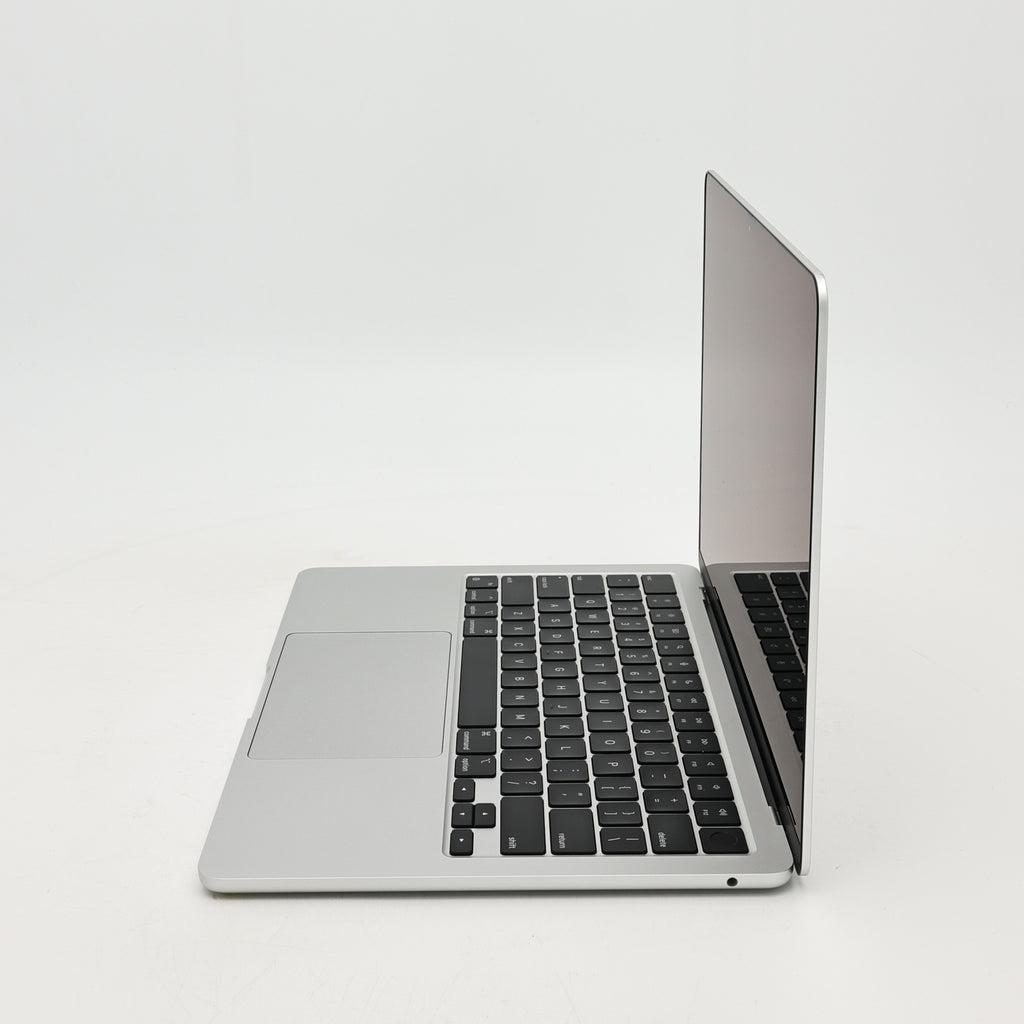 99新 Apple MacBook Air 22年 13寸 M2（8+10核） 8G RAM 512G SSD 銀色