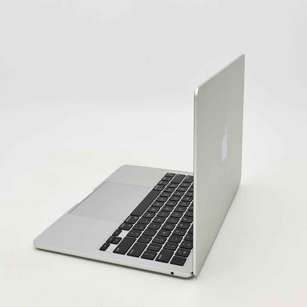 99新 Apple MacBook Air 22年 13寸 M2（8+10核） 8G RAM 512G SSD 銀色